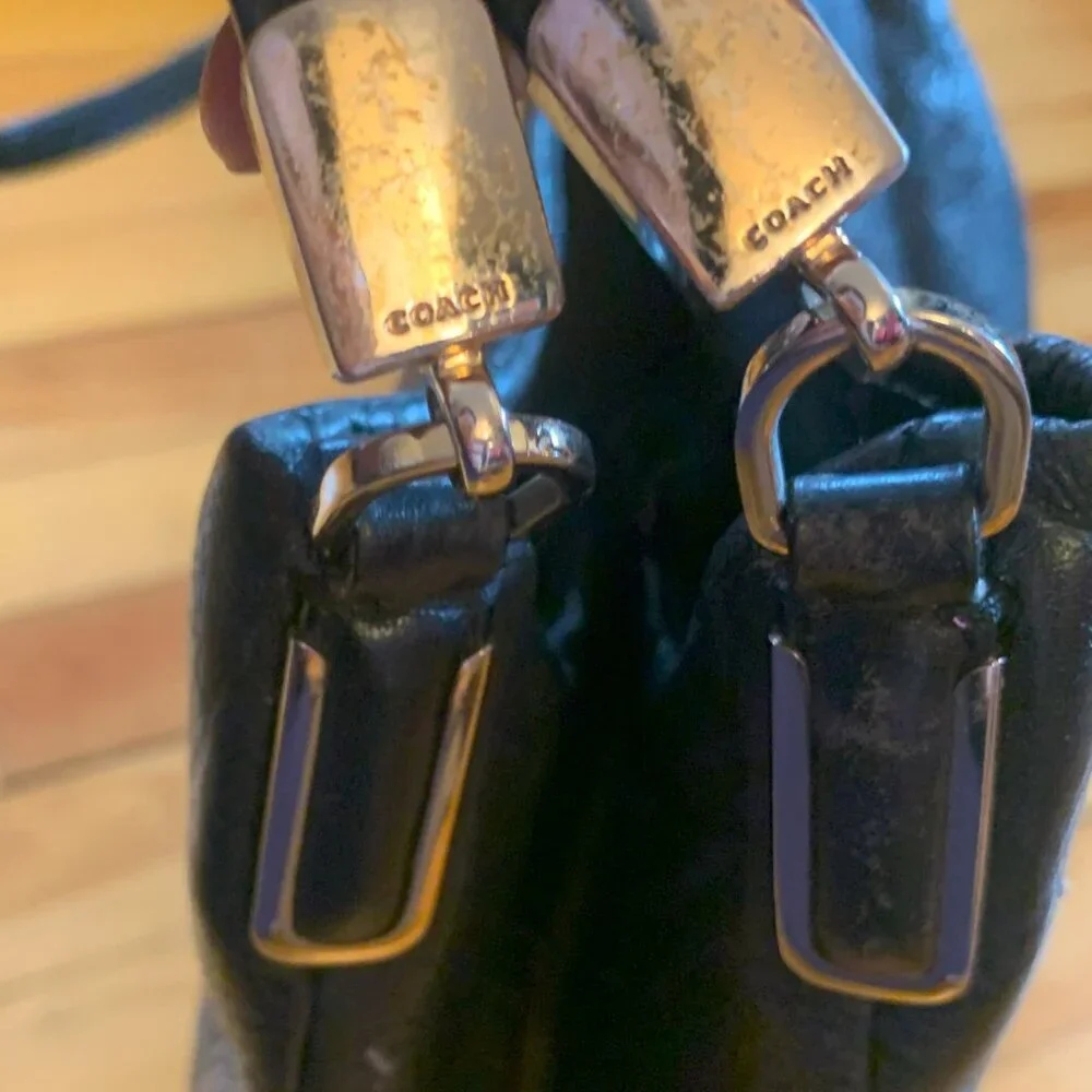 Black Coach Purse - Picture 5 of 8